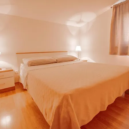 Lea * Poreč