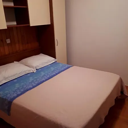 Lea Apartment