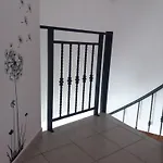 Lea Апартаменты *